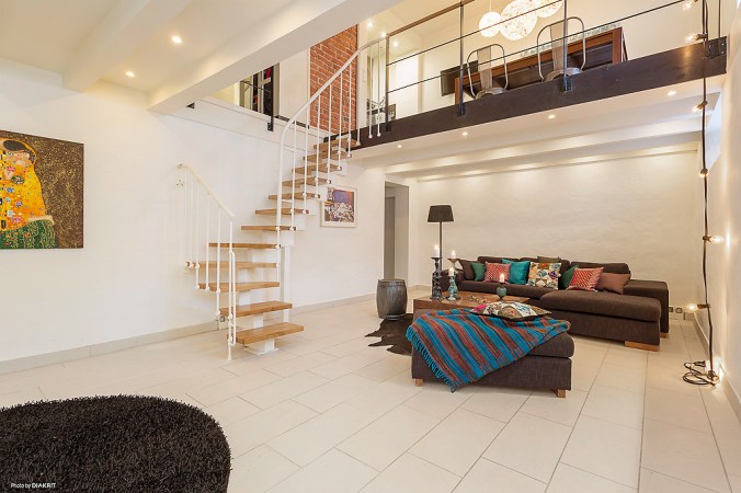 SFDDDE198ACBB9641F180652F0A1AF17308_x